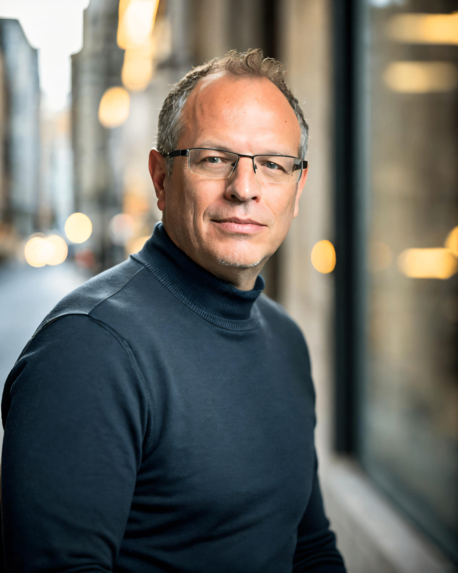 Alexander van den Berg — Founder & Financial Strategist